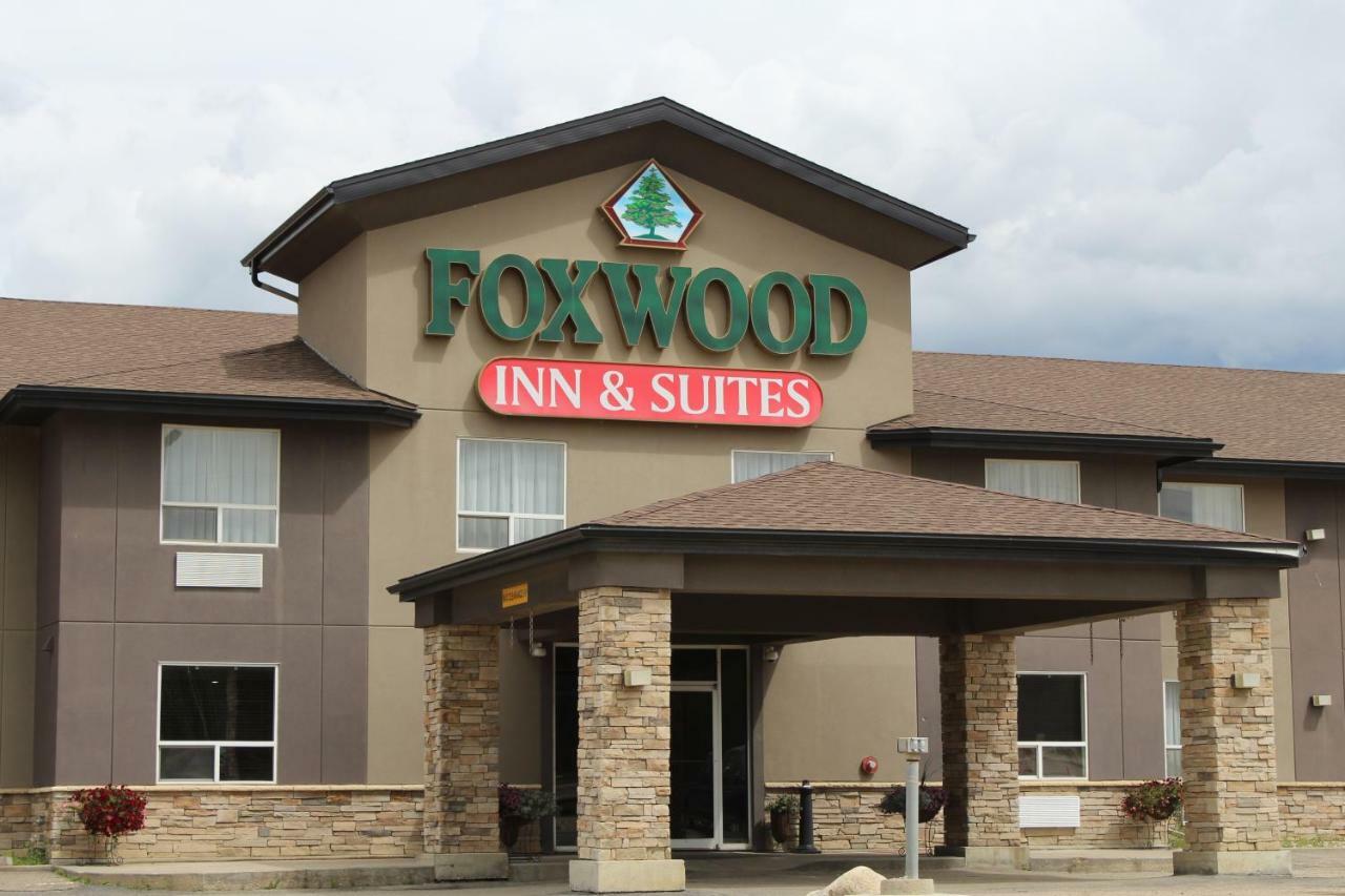 Foxwood Inn And Suites Fox Creek Exteriör bild